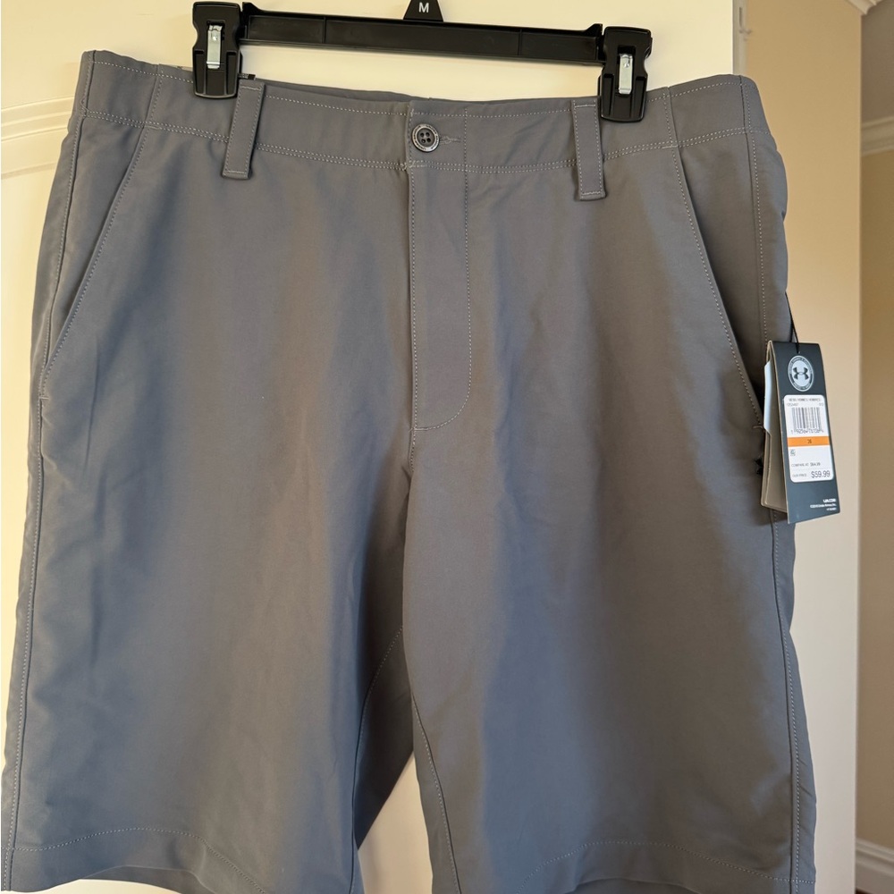 Under Armour Men's Flat Front Gray Shorts